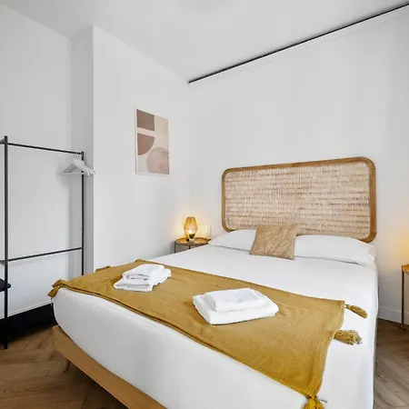 L17 Staywizus - Bosco 3bdr 2 Bath Terrace - Parking & Ac Apartmán